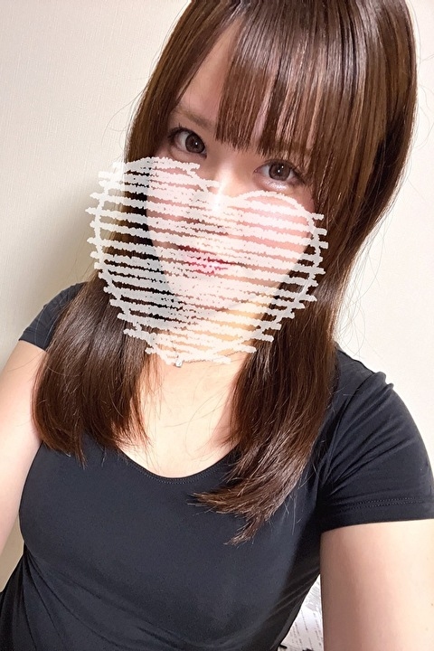 水川あすか